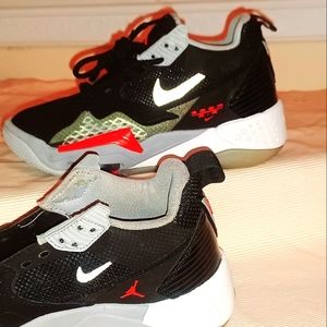 ☆ Jordan Zoom '92 Basketball Sneakers ☆